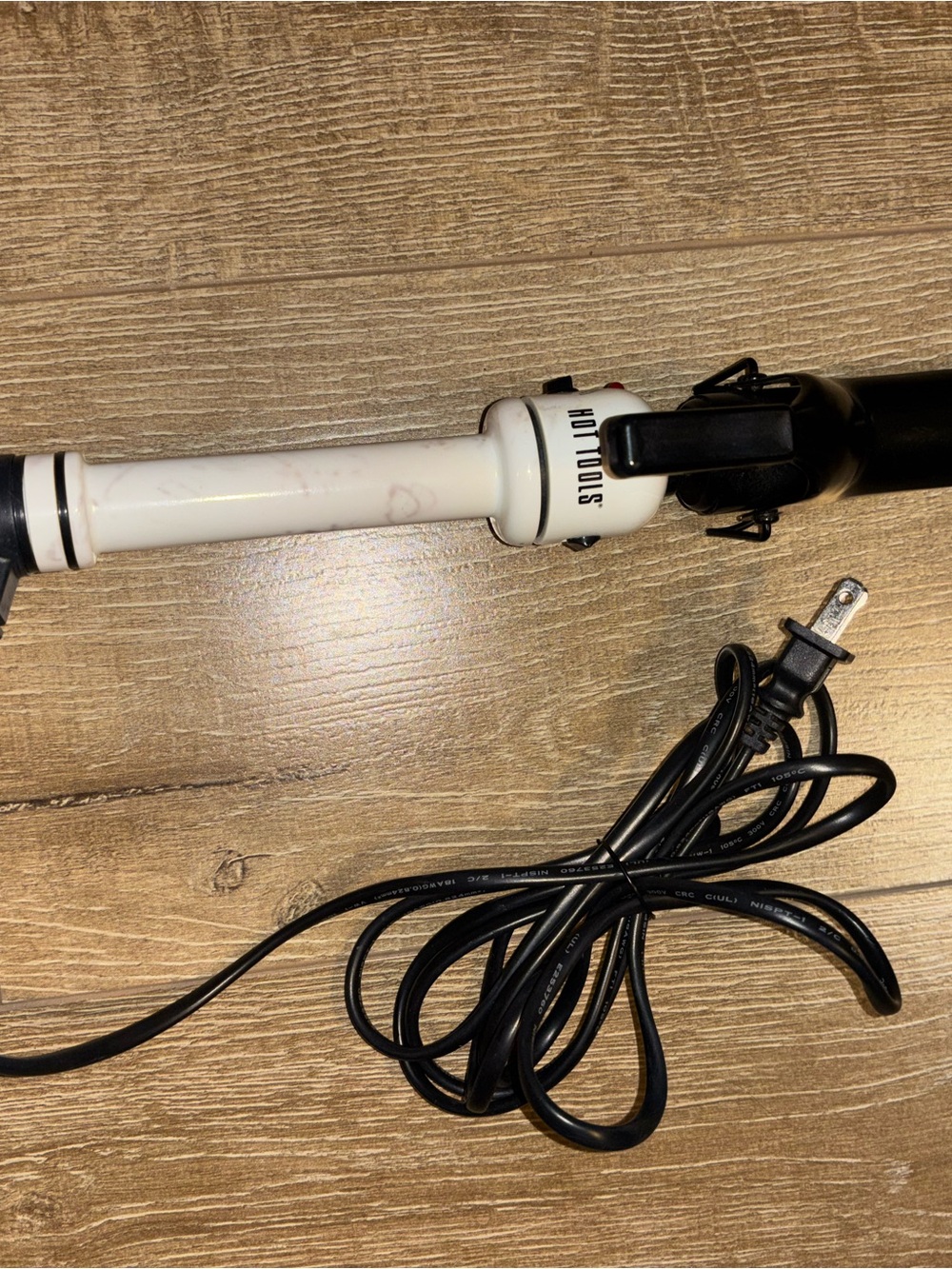 HOT TOOLS PROFESSIONAL White Curling Iron for Women